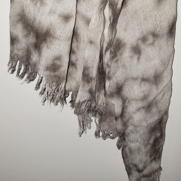 Scarf - Picture 3 of 5